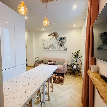 Apartament Le Nid Douillet De Patricia Paryż Zewnętrze zdjęcie